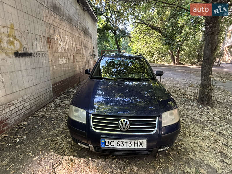 Універсал Volkswagen Passat 2001 в Одесі