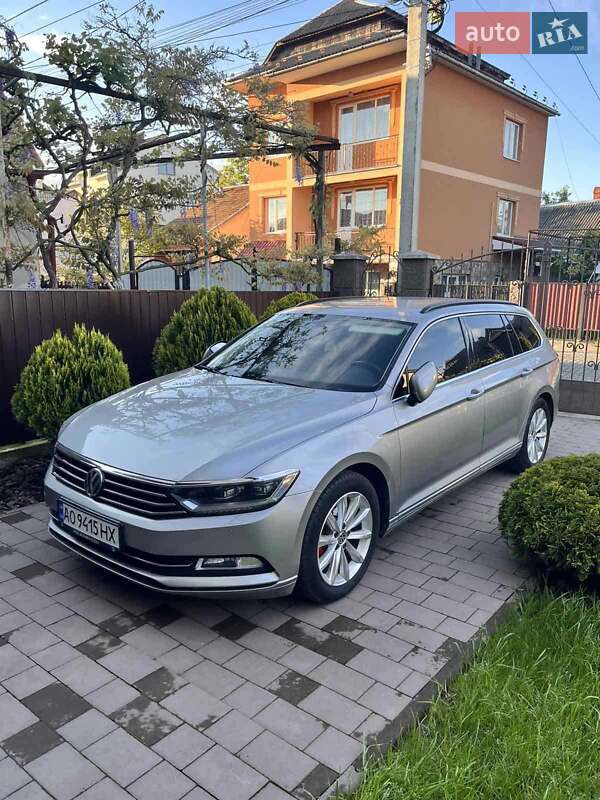 Універсал Volkswagen Passat 2015 в Хусті