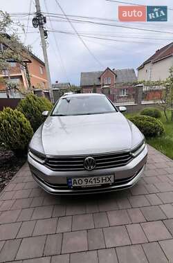 Універсал Volkswagen Passat 2015 в Хусті