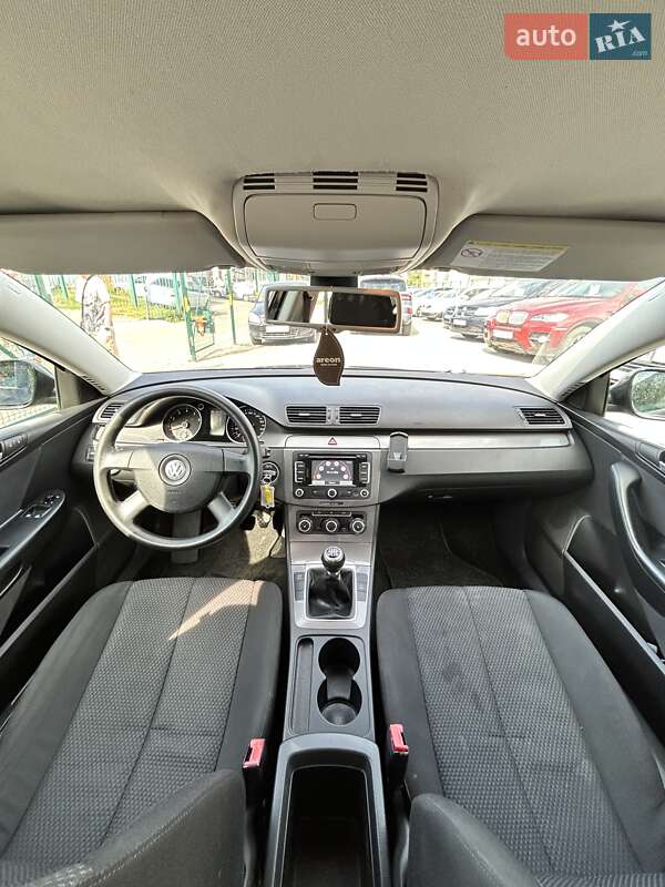 Универсал Volkswagen Passat 2010 в Сумах