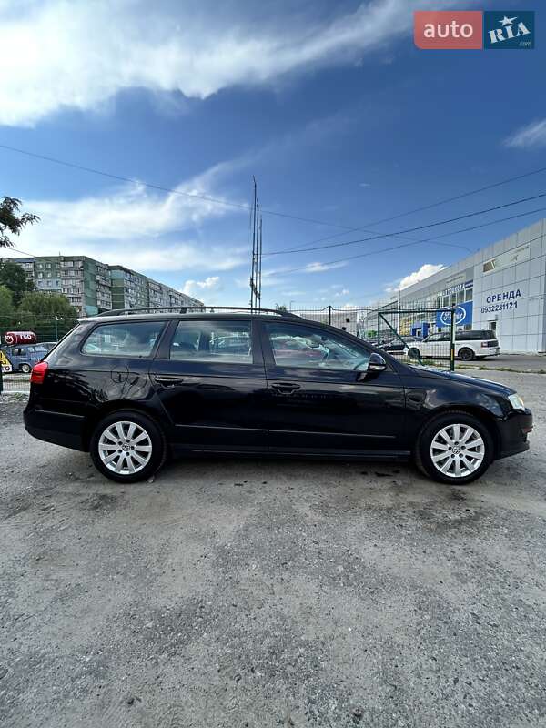 Универсал Volkswagen Passat 2010 в Сумах