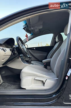 Седан Volkswagen Passat 2008 в 