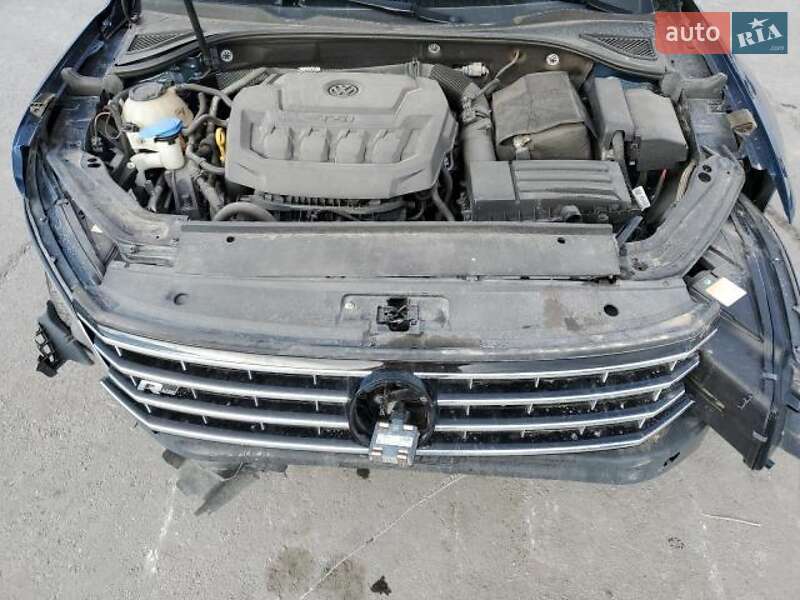 Седан Volkswagen Passat 2017 в Львові