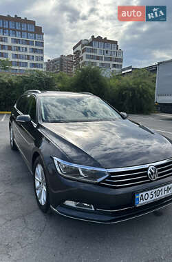 Универсал Volkswagen Passat 2018 в Хусте