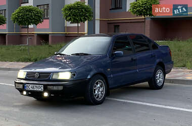 Седан Volkswagen Passat 1996 в Тернополе
