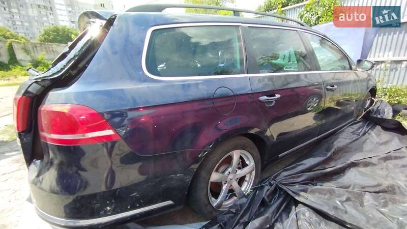 Універсал Volkswagen Passat 2013 в Черкасах