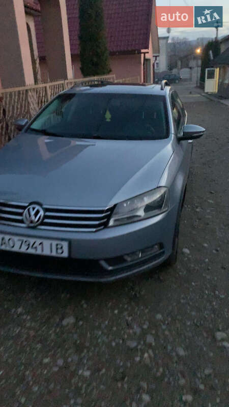 Volkswagen Passat 2011