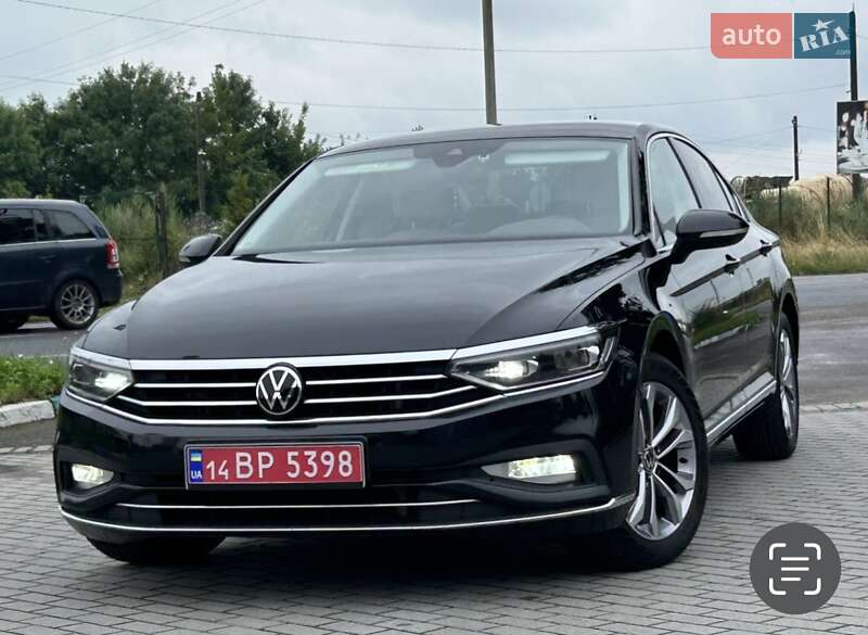 Седан Volkswagen Passat 2020 в Львове