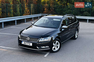Універсал Volkswagen Passat 2012 в Києві