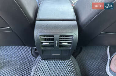 Универсал Volkswagen Passat 2011 в 