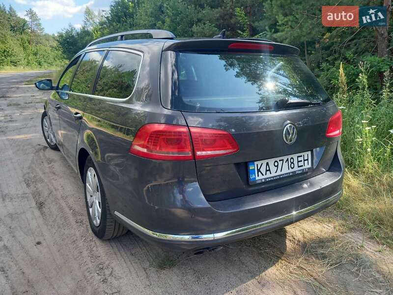 Универсал Volkswagen Passat 2012 в Радомышле