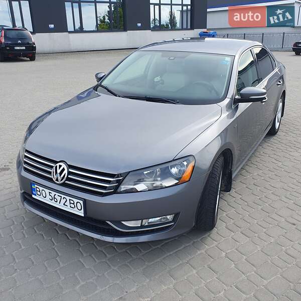 Седан Volkswagen Passat 2015 в Тернополе