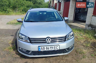 Універсал Volkswagen Passat 2012 в Вінниці