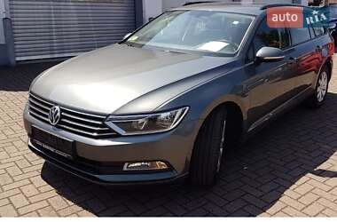 Универсал Volkswagen Passat 2015 в Воловце