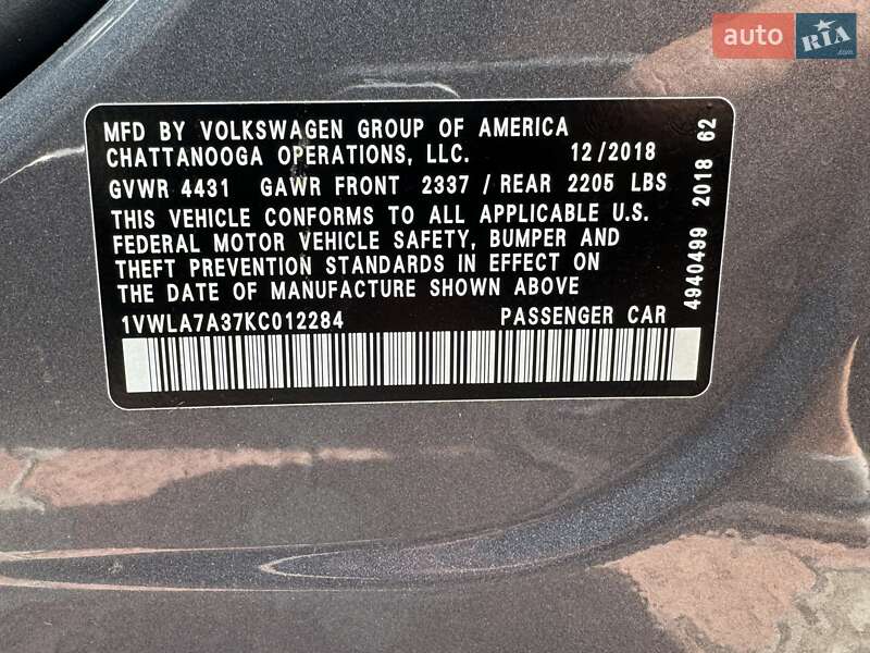 Седан Volkswagen Passat 2018 в Киеве