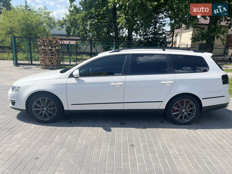 Універсал Volkswagen Passat 2009 в Луцьку
