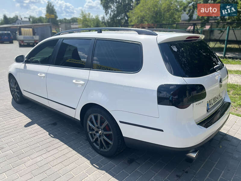 Універсал Volkswagen Passat 2009 в Луцьку