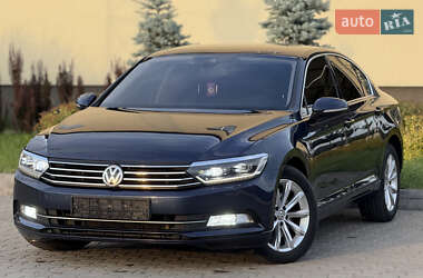 Седан Volkswagen Passat 2015 в 