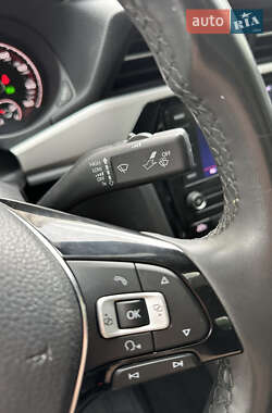 Седан Volkswagen Passat 2021 в 