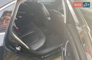Седан Volkswagen Passat 2015 в 