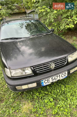 Універсал Volkswagen Passat 1996 в Чернівцях