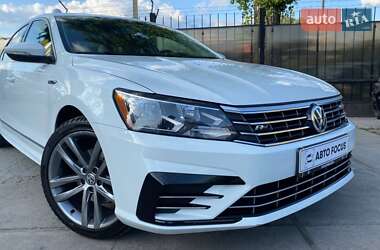 Седан Volkswagen Passat 2017 в 