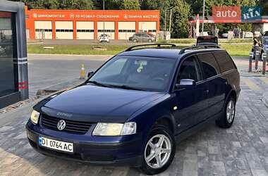Универсал Volkswagen Passat 2000 в Луцке
