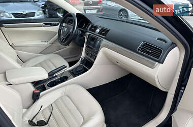 Седан Volkswagen Passat 2017 в 