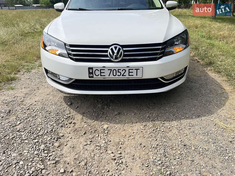 Седан Volkswagen Passat 2014 в Чернівцях