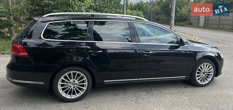 Универсал Volkswagen Passat 2014 в Киеве