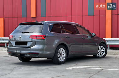 Універсал Volkswagen Passat 2015 в 