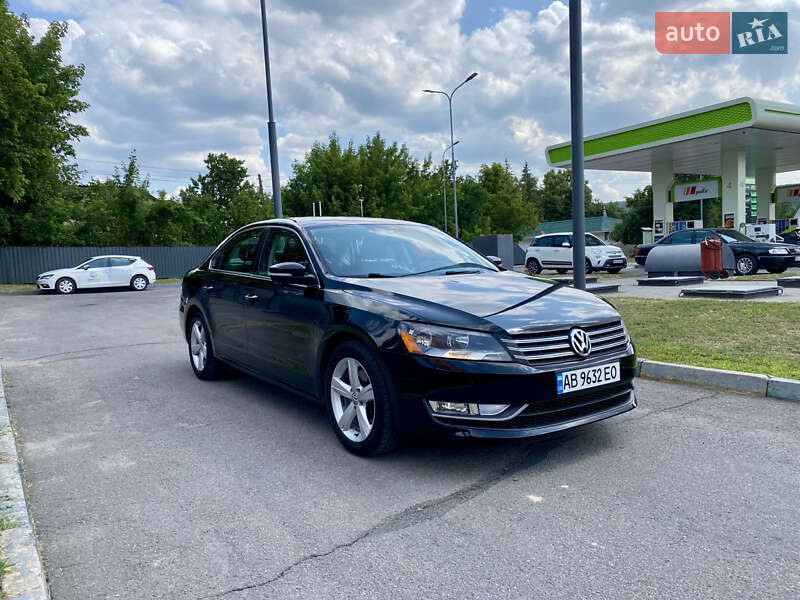Седан Volkswagen Passat 2012 в Могилев-Подольске