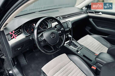 Седан Volkswagen Passat 2016 в 