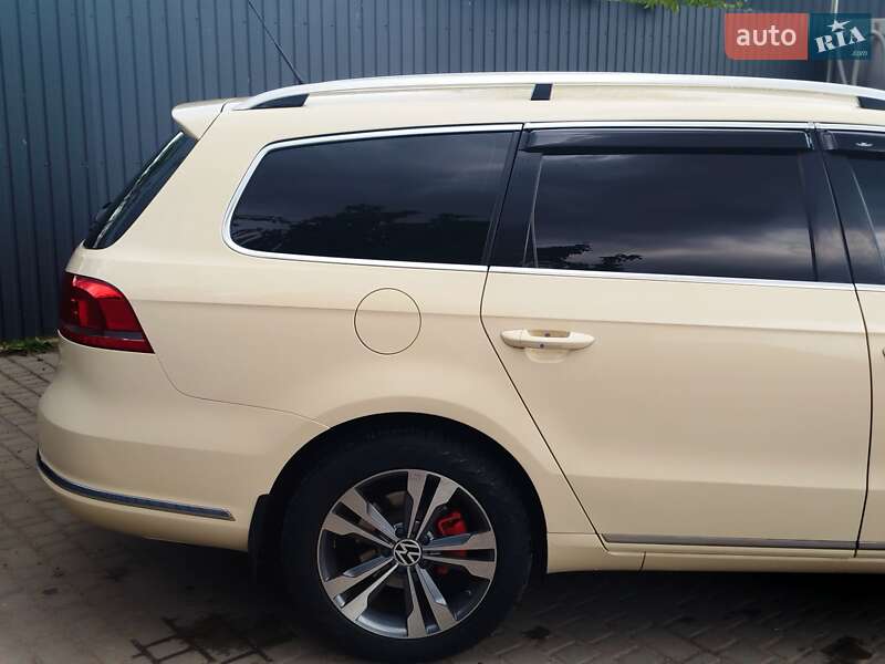 Универсал Volkswagen Passat 2013 в Умани