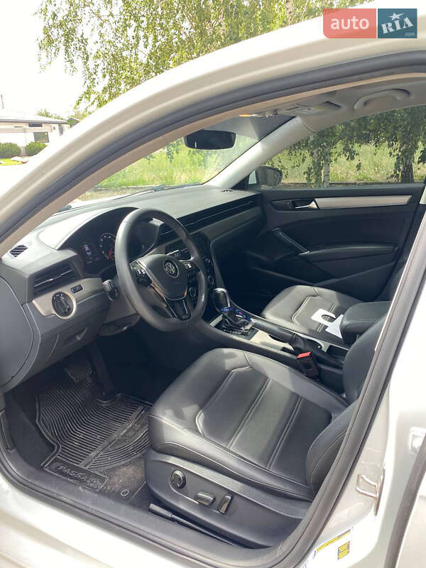 Седан Volkswagen Passat 2021 в Кривом Роге