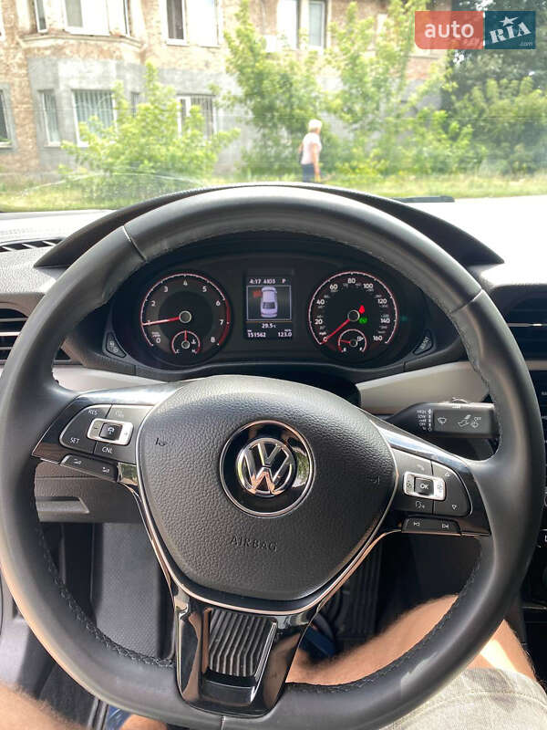 Седан Volkswagen Passat 2021 в Кривом Роге