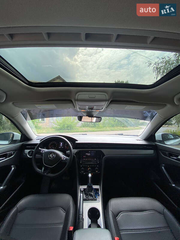 Седан Volkswagen Passat 2021 в Кривом Роге