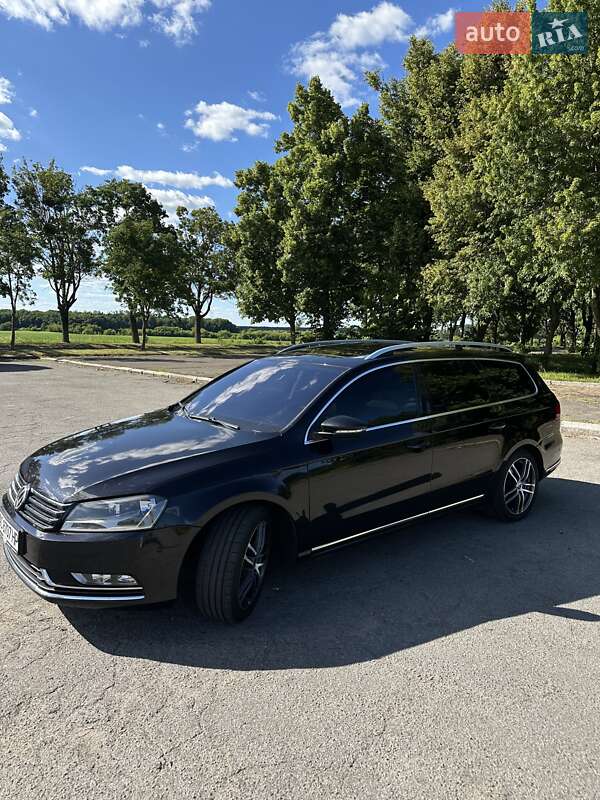 Універсал Volkswagen Passat 2010 в Києві