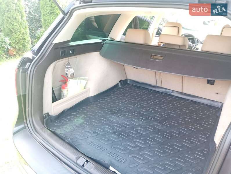 Универсал Volkswagen Passat 2011 в Львове