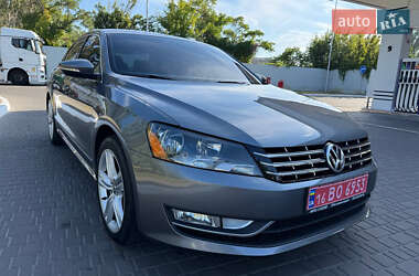 Седан Volkswagen Passat 2014 в Одессе