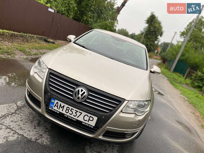 Седан Volkswagen Passat 2008 в Звягелі