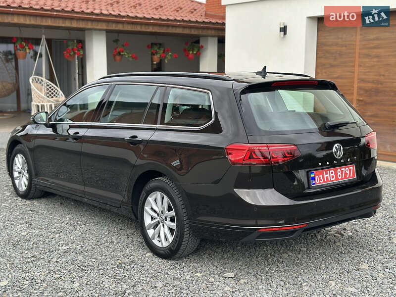 Универсал Volkswagen Passat 2020 в Ужгороде