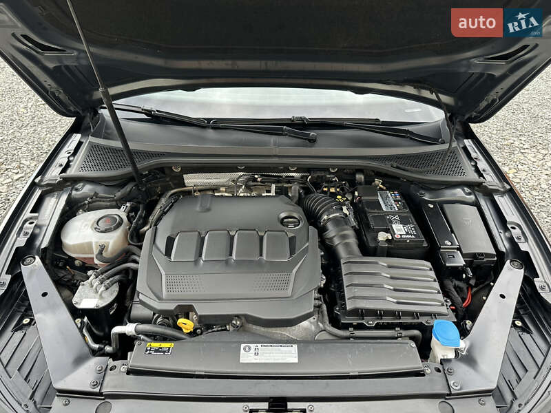 Универсал Volkswagen Passat 2020 в Ужгороде