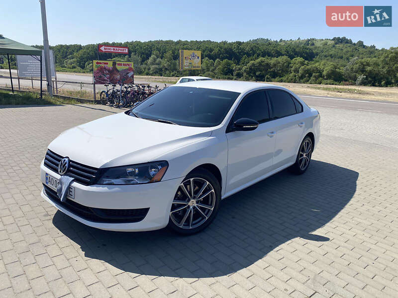 Седан Volkswagen Passat 2014 в Мукачево