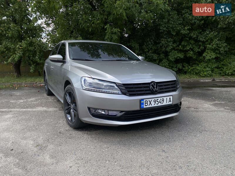 Седан Volkswagen Passat 2011 в Хмельницком
