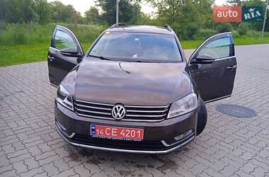 Універсал Volkswagen Passat 2012 в Стрию