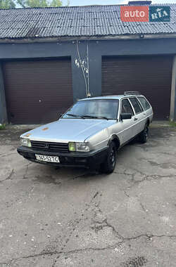 Универсал Volkswagen Passat 1987 в 