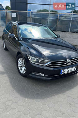 Універсал Volkswagen Passat 2017 в Луцьку