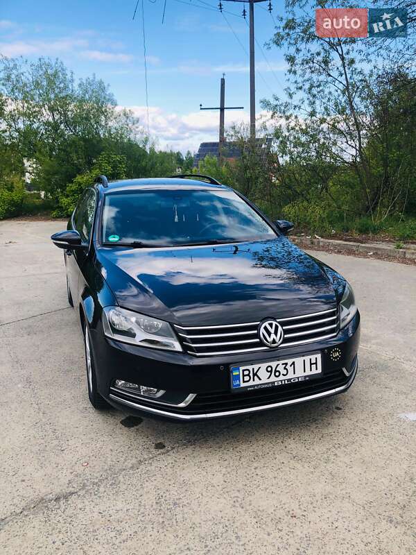 Универсал Volkswagen Passat 2013 в Звягеле
