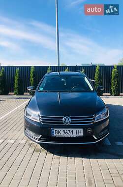 Универсал Volkswagen Passat 2013 в Звягеле